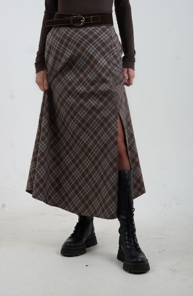 Kahve Gri Kemerli Yırtmaçlı Ekose Etek