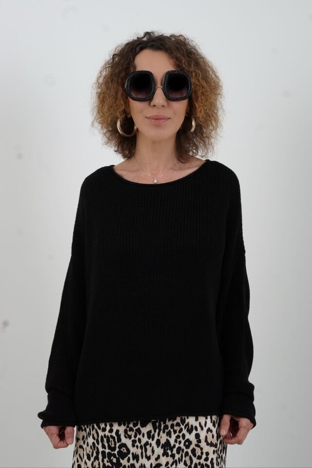 Siyah Kayık Yaka Basic Triko Kazak