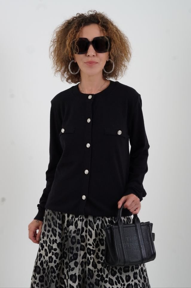 Siyah Flato Cepli Düğmeli Hırka