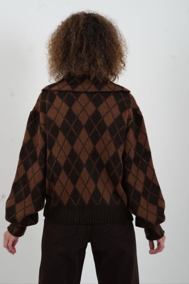 Kahve Baklava Desen Polo Yaka Hırka