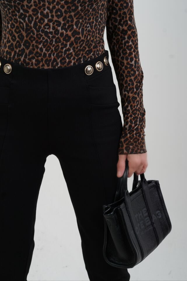 Siyah Çıt Çıt Detaylı Toparlayıcı Tayt