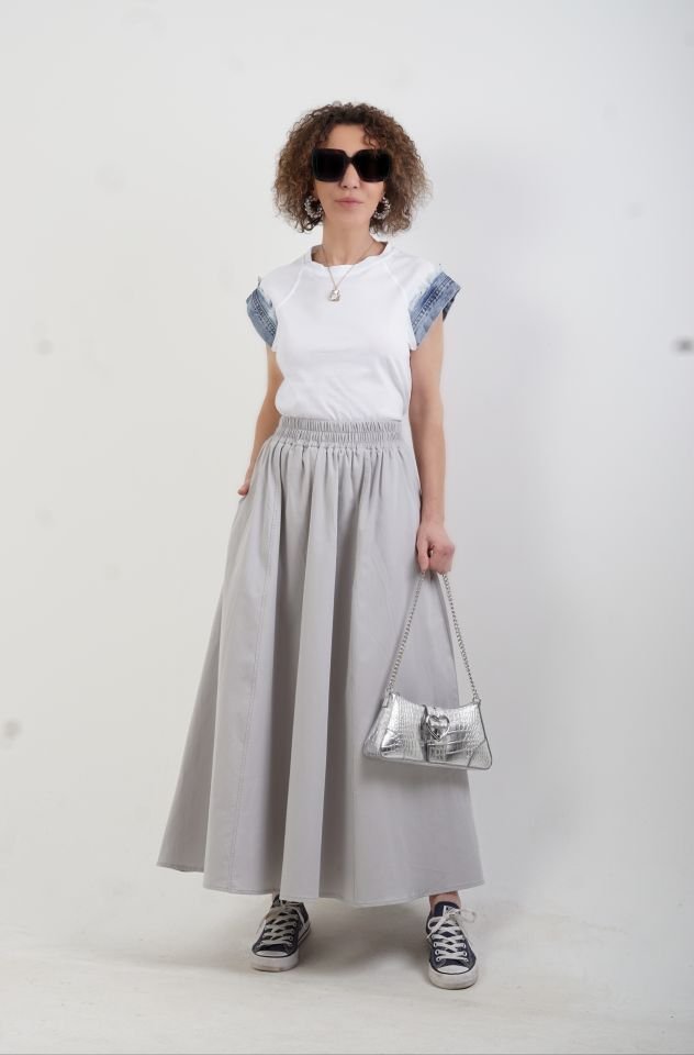 Beyaz Kol Ucu Denim Detaylı Tshirt