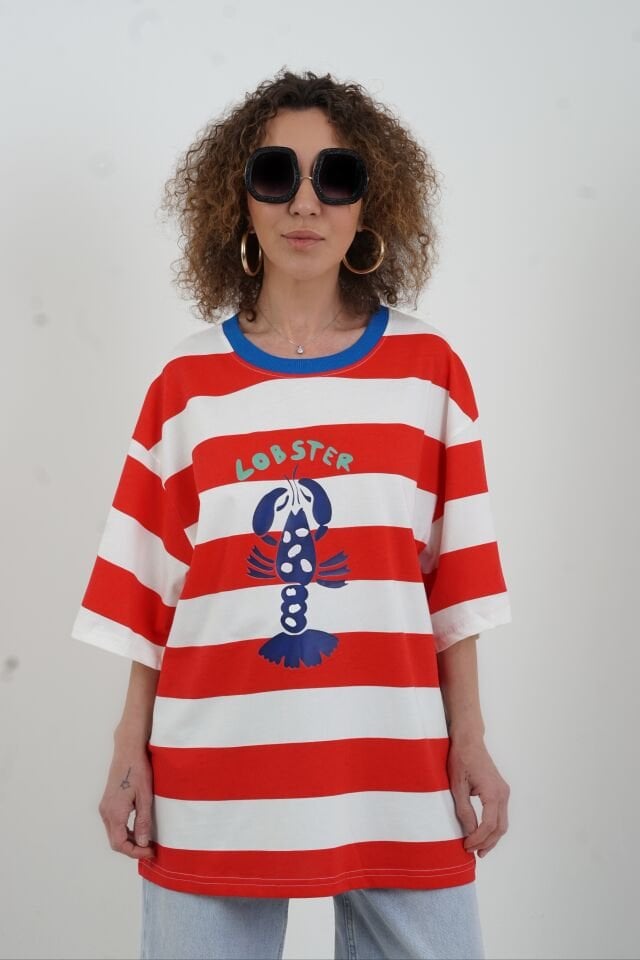 Kırmızı Çizgili Lobster Baskılı Oversize Tshirt