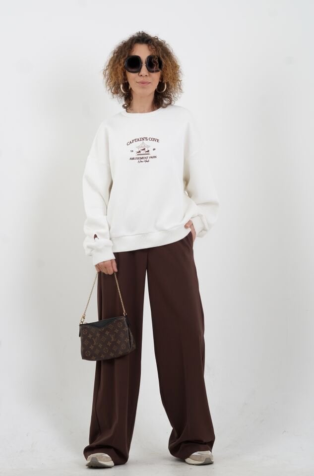 Atlı Karınca Nakışlı Oversize Sweatshirt