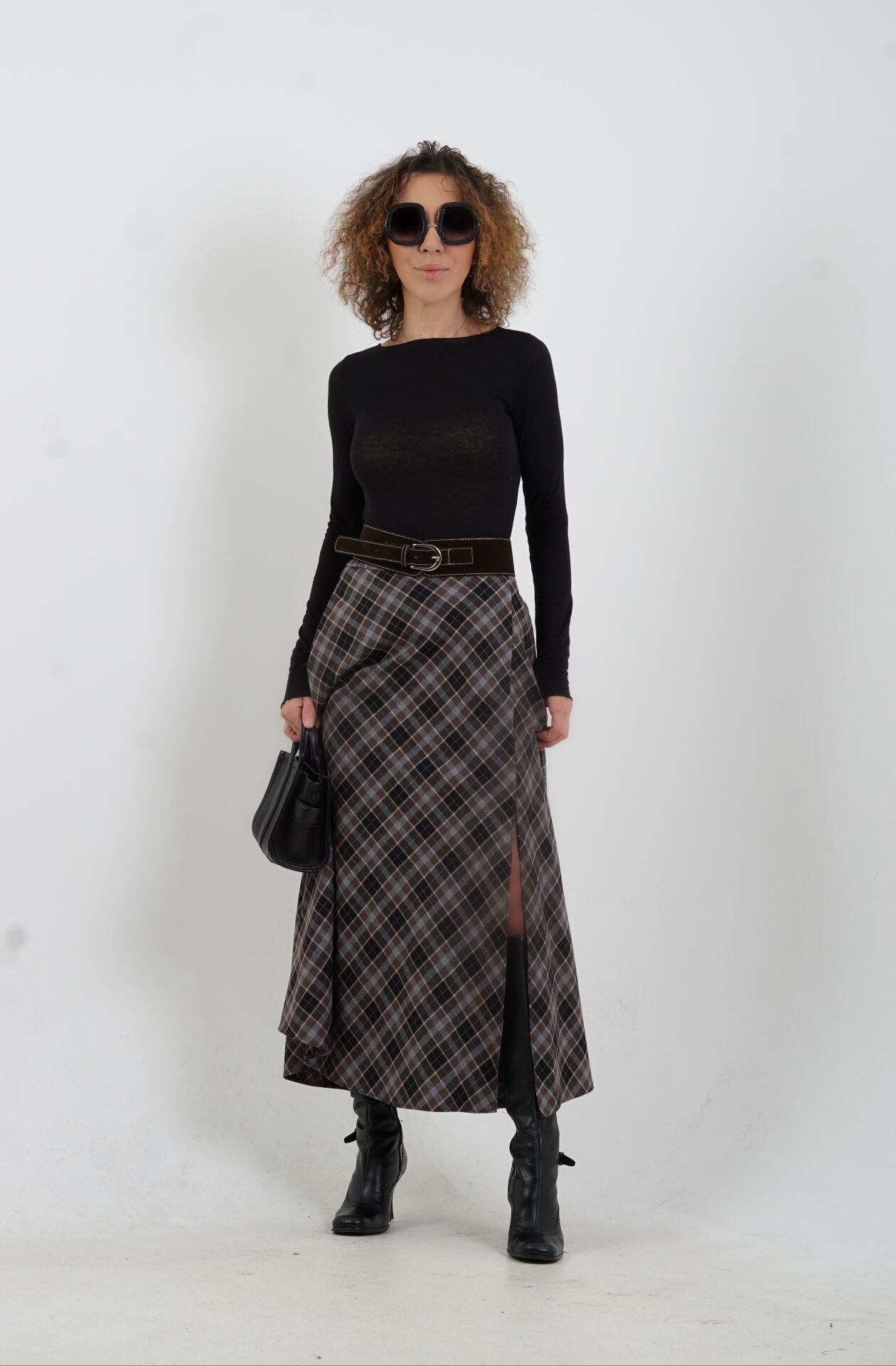 Siyah Kahve Kemerli Yırtmaçlı Ekose Etek