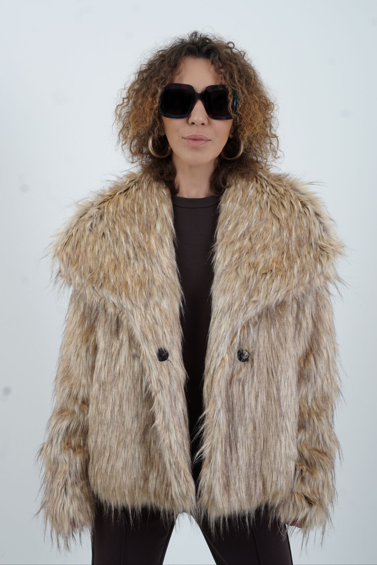 Bej Saçaklı Suni Kürk Ceket