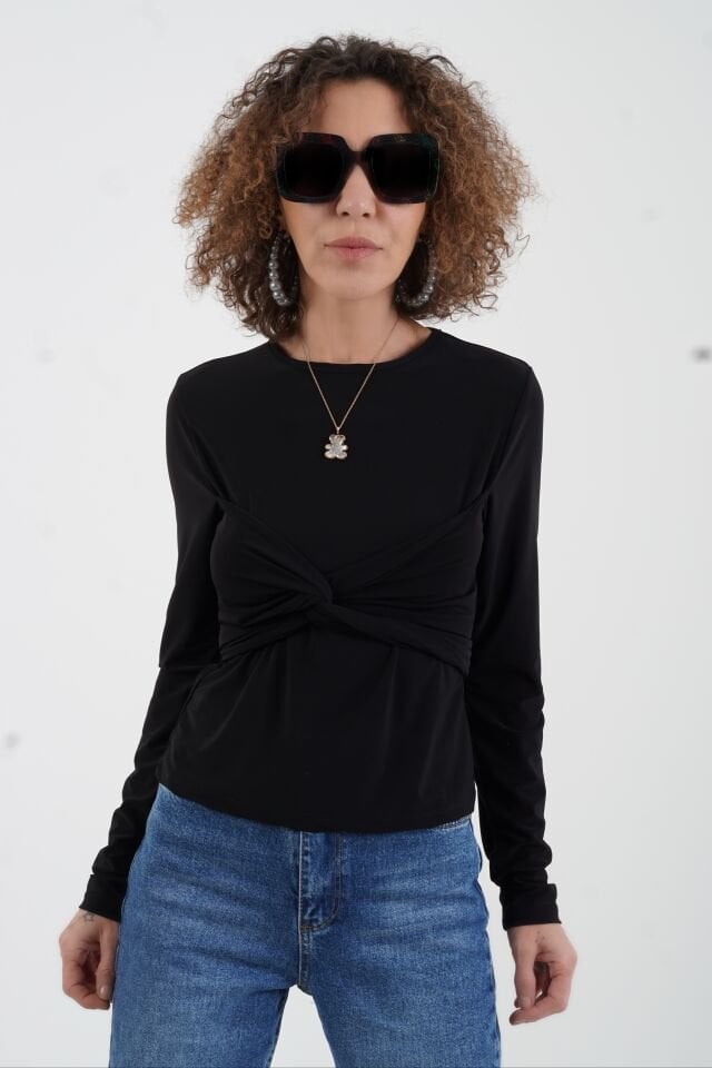 Siyah Kuşak Detaylı Bluz