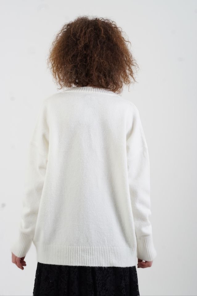 Ekru Best V Yaka Kazak