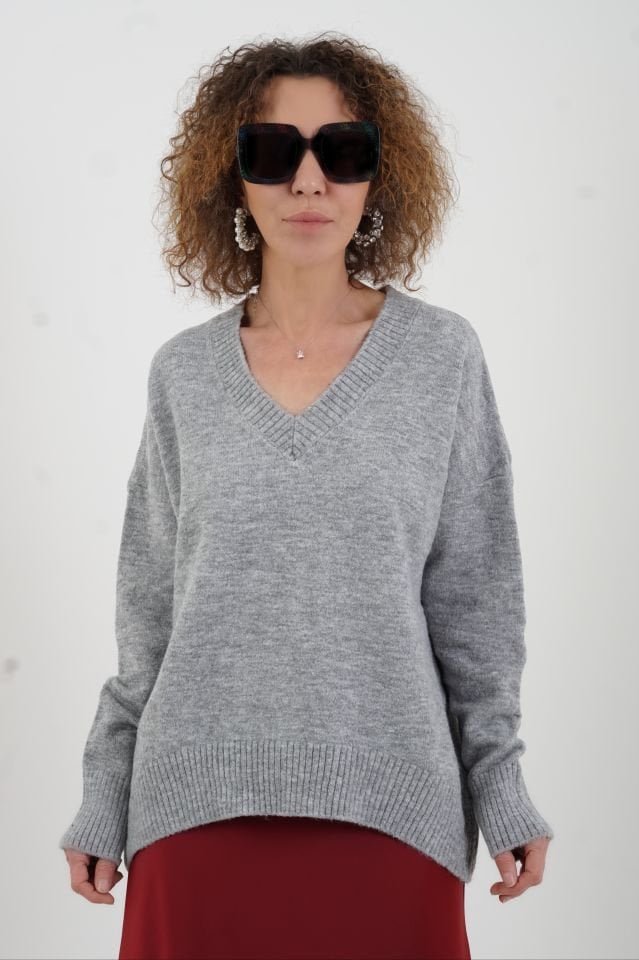 Gri Melanj Best V Yaka Kazak