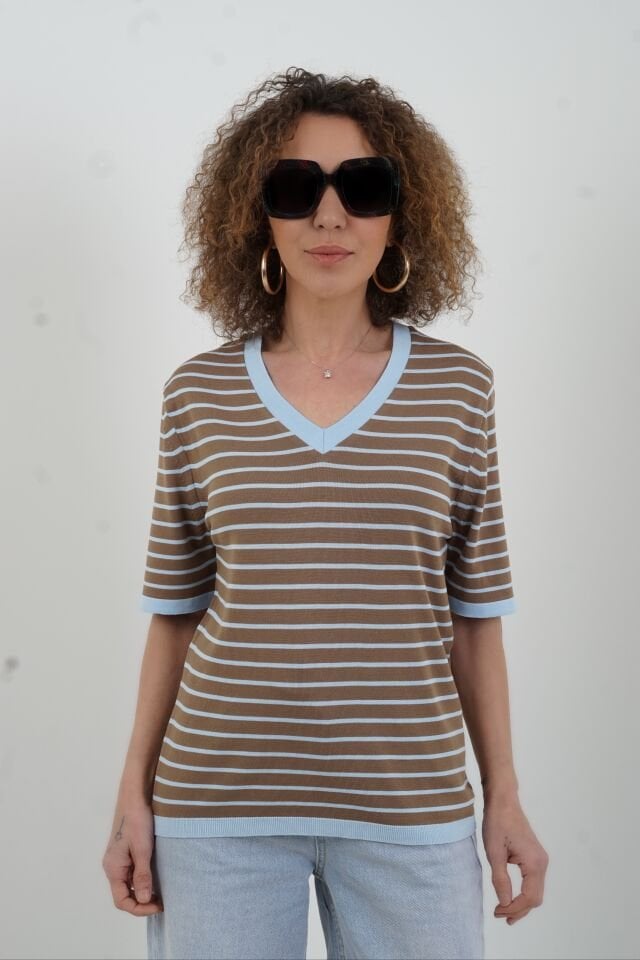 Bebe Mavi Koyu Camel V Yaka İnce Çizgili Kısa Kol Kazak