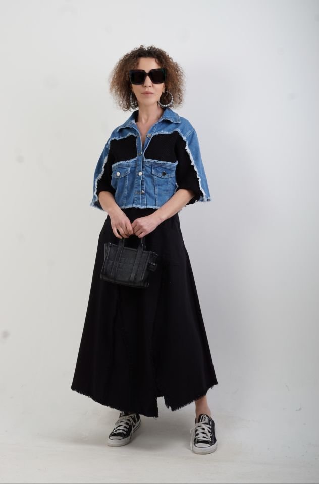 Mavi Siyah Triko Detaylı Denim Ceket