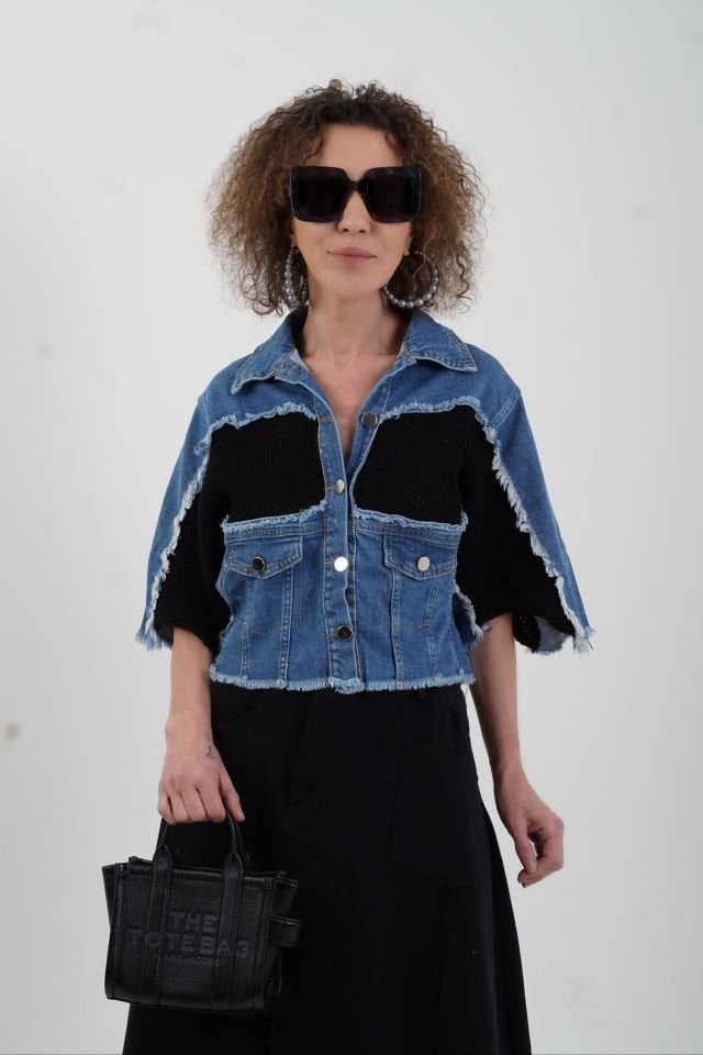 Mavi Siyah Triko Detaylı Denim Ceket