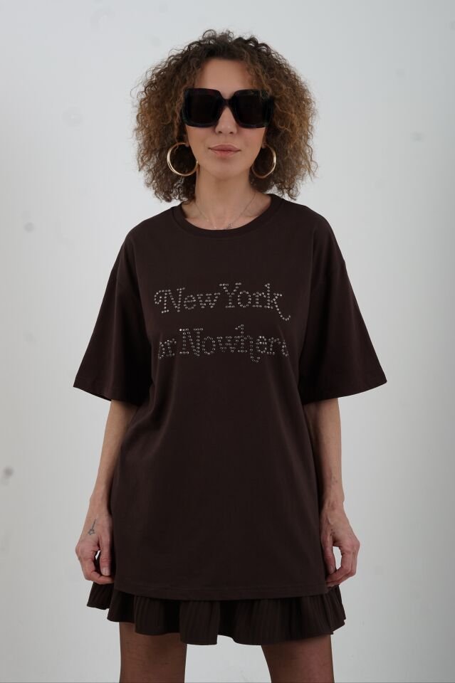 Kahve New York Metal Taşlı Oversize Tshirt