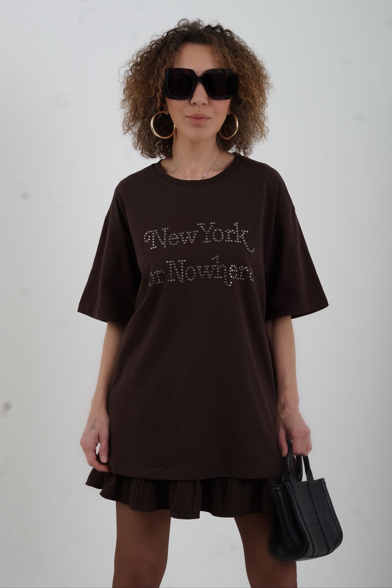 Kahve New York Metal Taşlı Oversize Tshirt