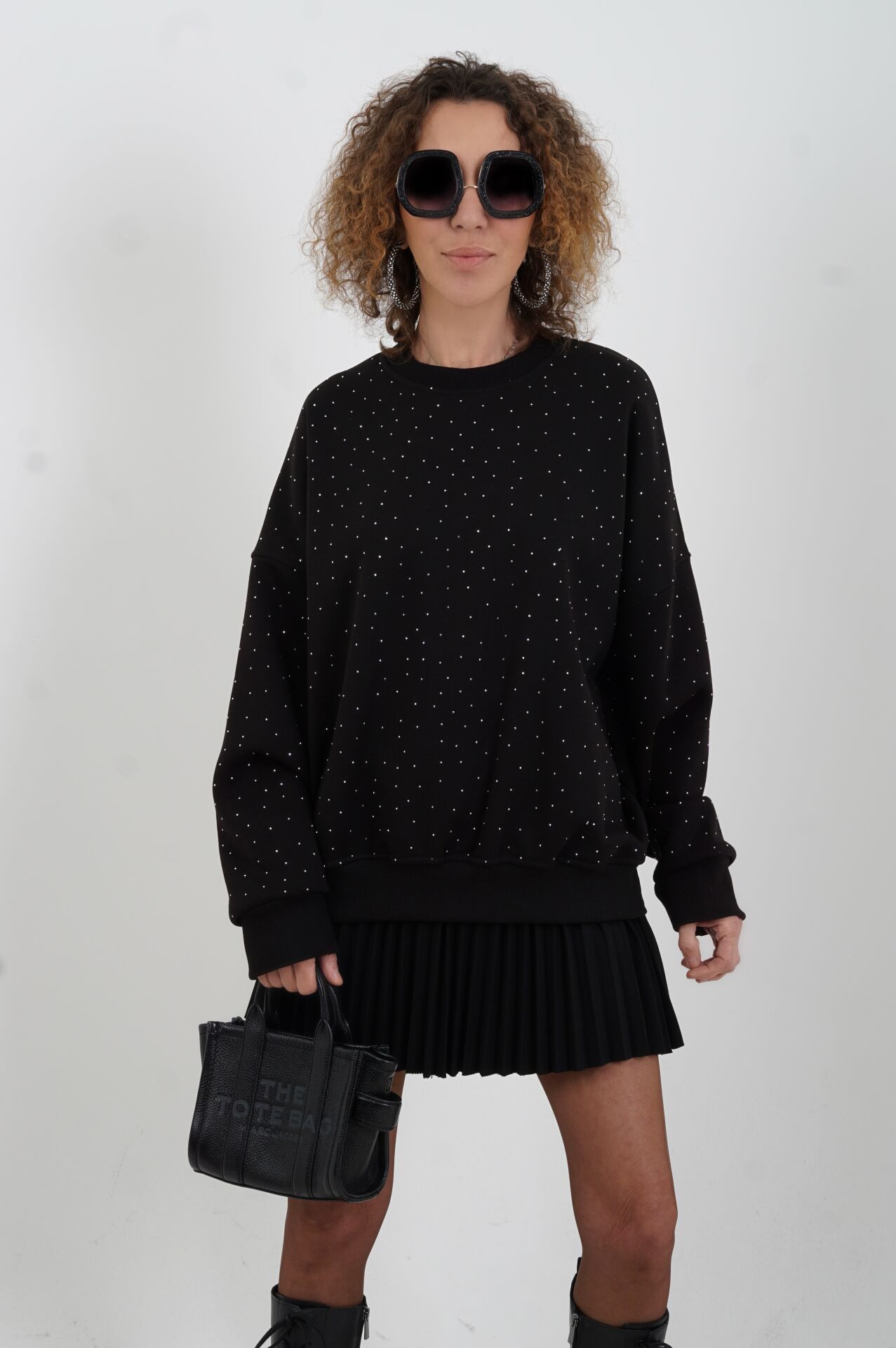 Siyah Taşlı Sweatshirt