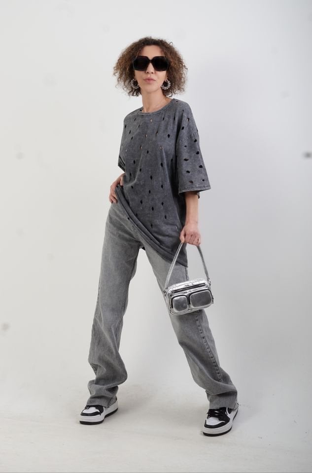 Antrasit Delikli Soluk Efektli Oversize Tshirt