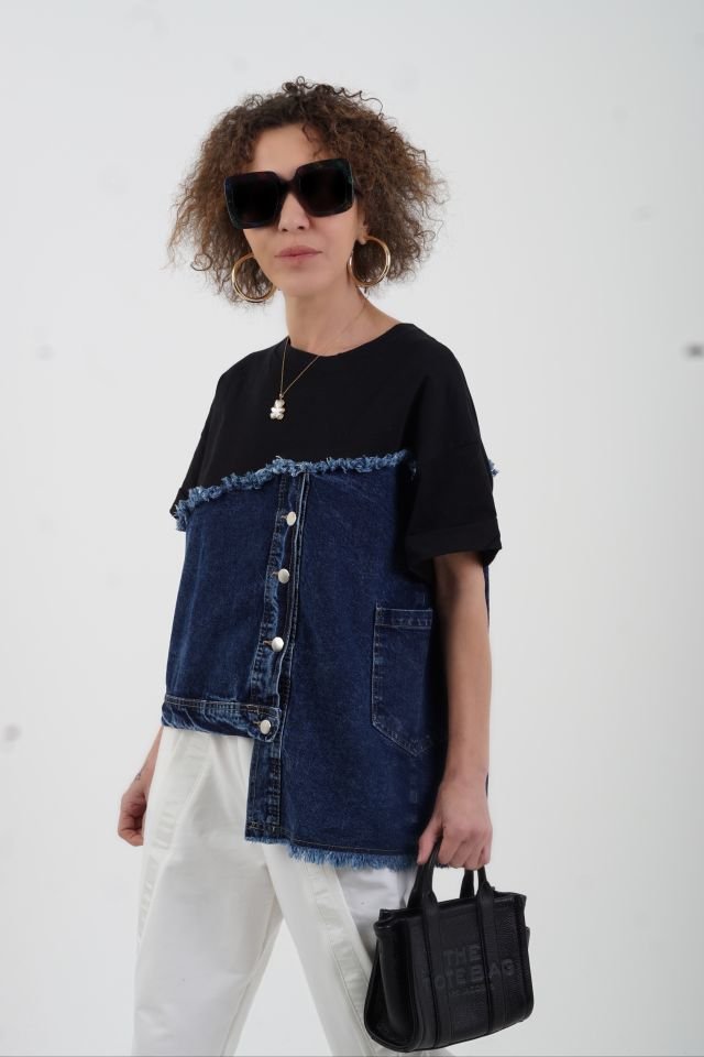 Siyah Denim Detaylı Asimetrik Tshirt