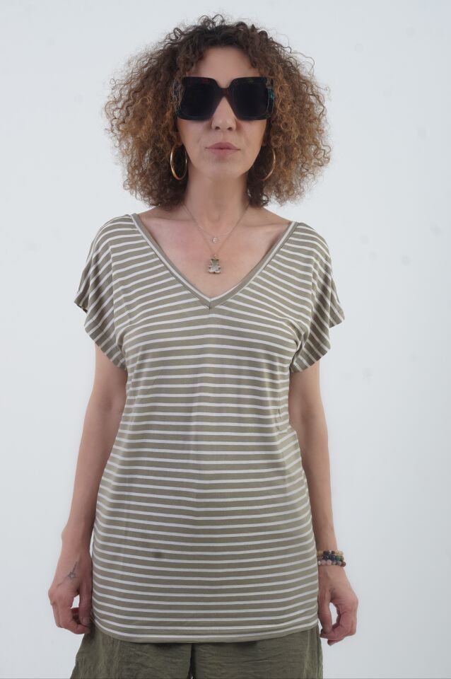 Haki Çizgili Ön Arka V Tshirt