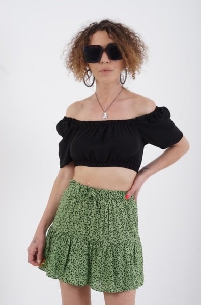 Siyah  Arkası Çapraz Bağcıklı Crop Bluz