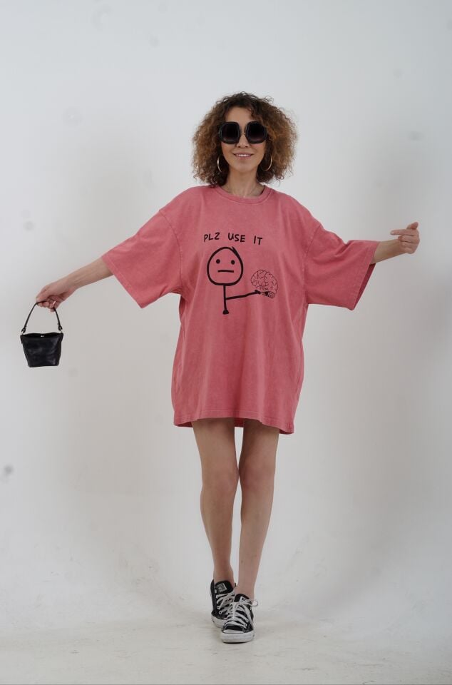 Kiremit Pls Use It Baskılı Soluk Efektli Oversize Tshirt