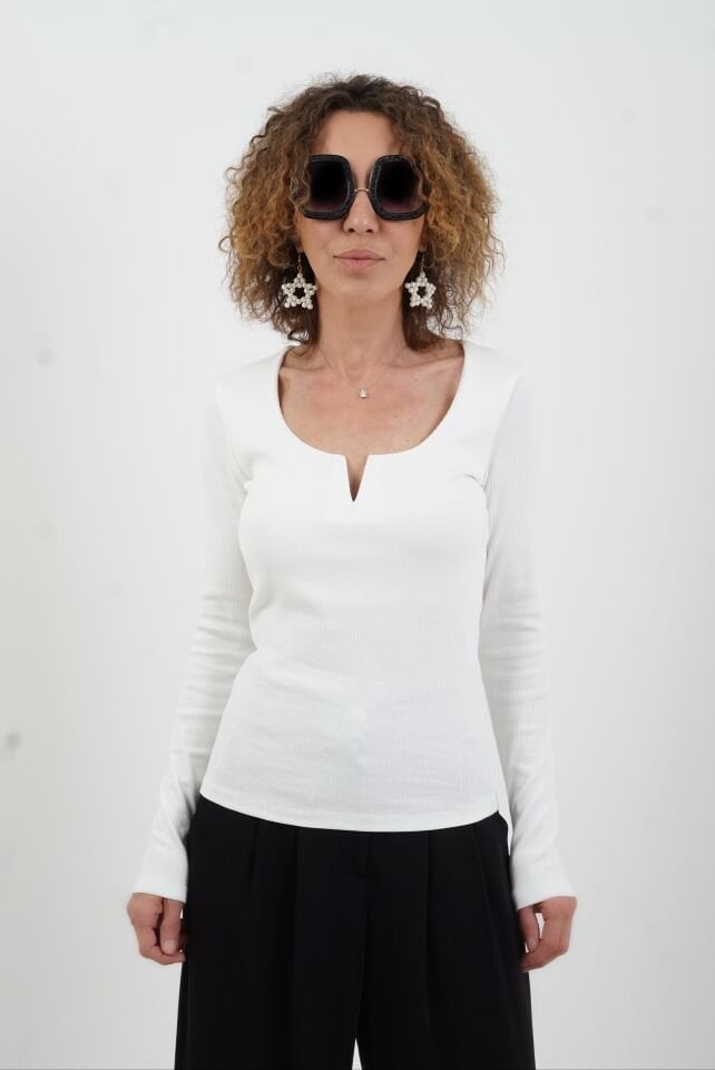 Ekru Uzun Kol Damla Yaka Bluz