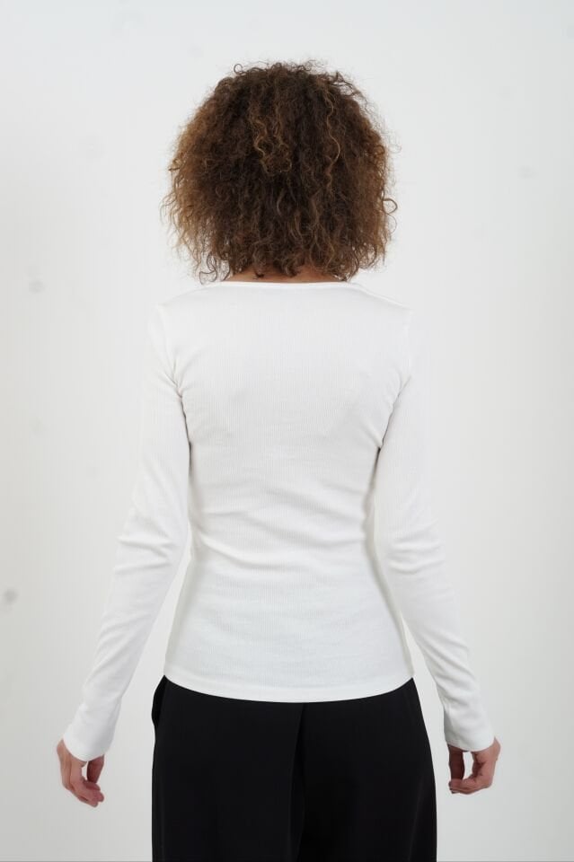 Ekru Uzun Kol Damla Yaka Bluz