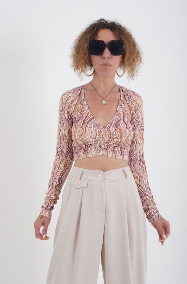 Ebru Desen Halka Detaylı Crop Bluz