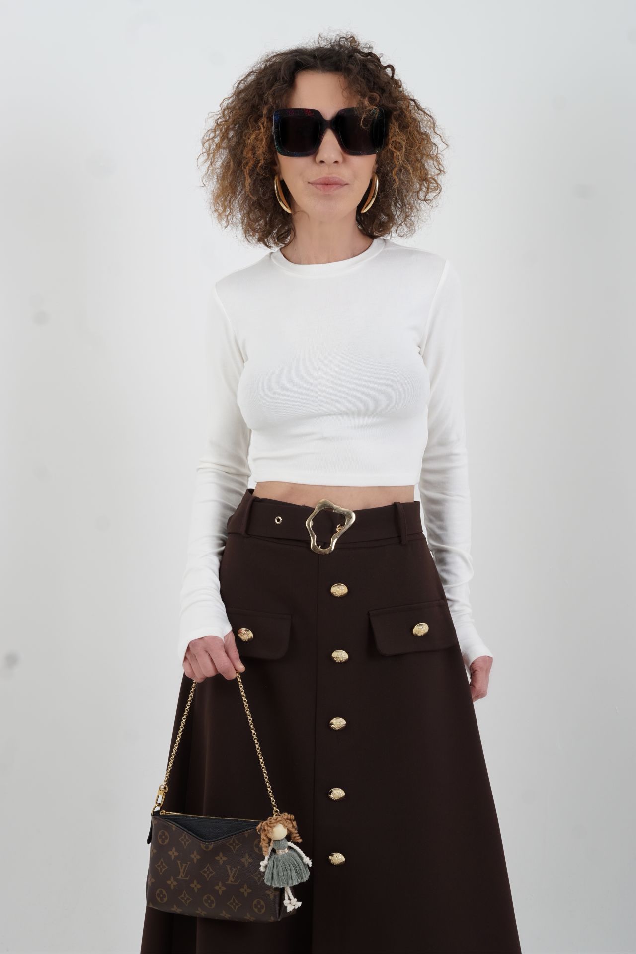 Ekru Parmak Detaylı Crop Bluz