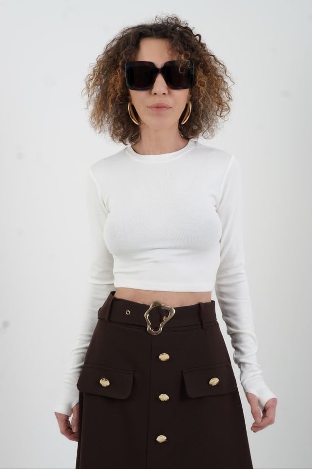 Ekru Parmak Detaylı Crop Bluz