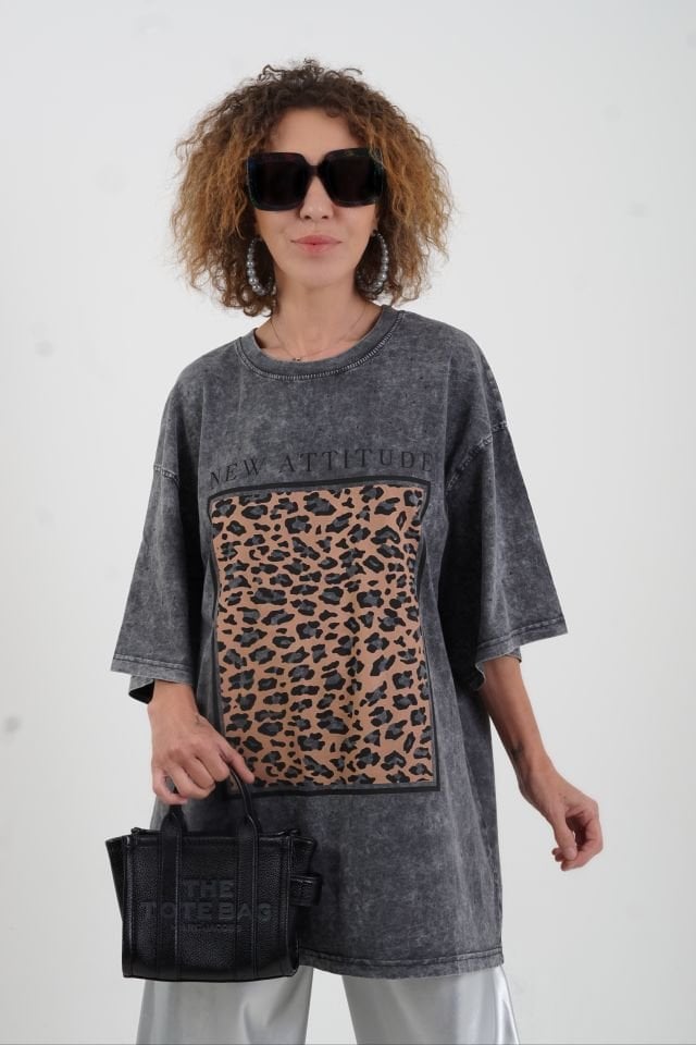 Leopar Baskılı Soluk Efektli Laser Cut Oversize Tshirt