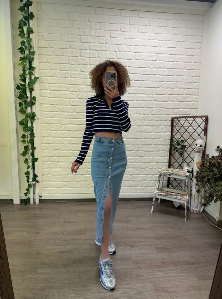 Mavi Önü Düğmeli Midi Boy Denim Etek