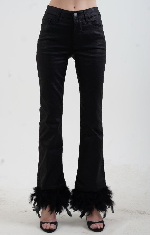 Paça Tüy Detay Pantolon