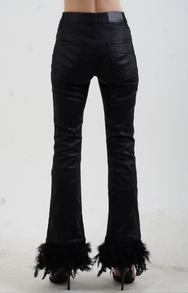 Paça Tüy Detay Pantolon