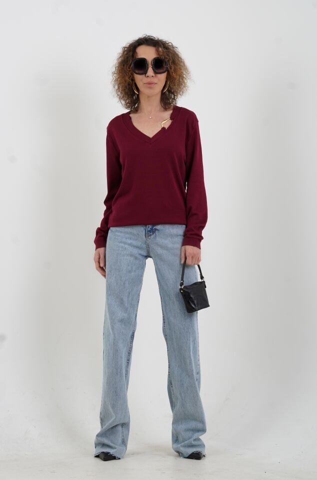 Bordo V Yaka Gold Aksesuarlı Uzun Kol Kazak