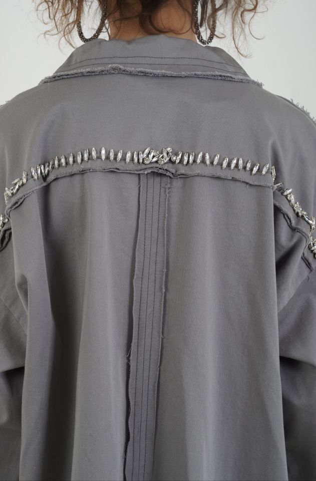 Gri Taşlı Uzun Ceket