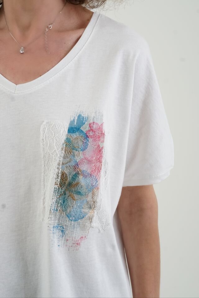 Ekru Renkli Varak Baskılı Tshirt