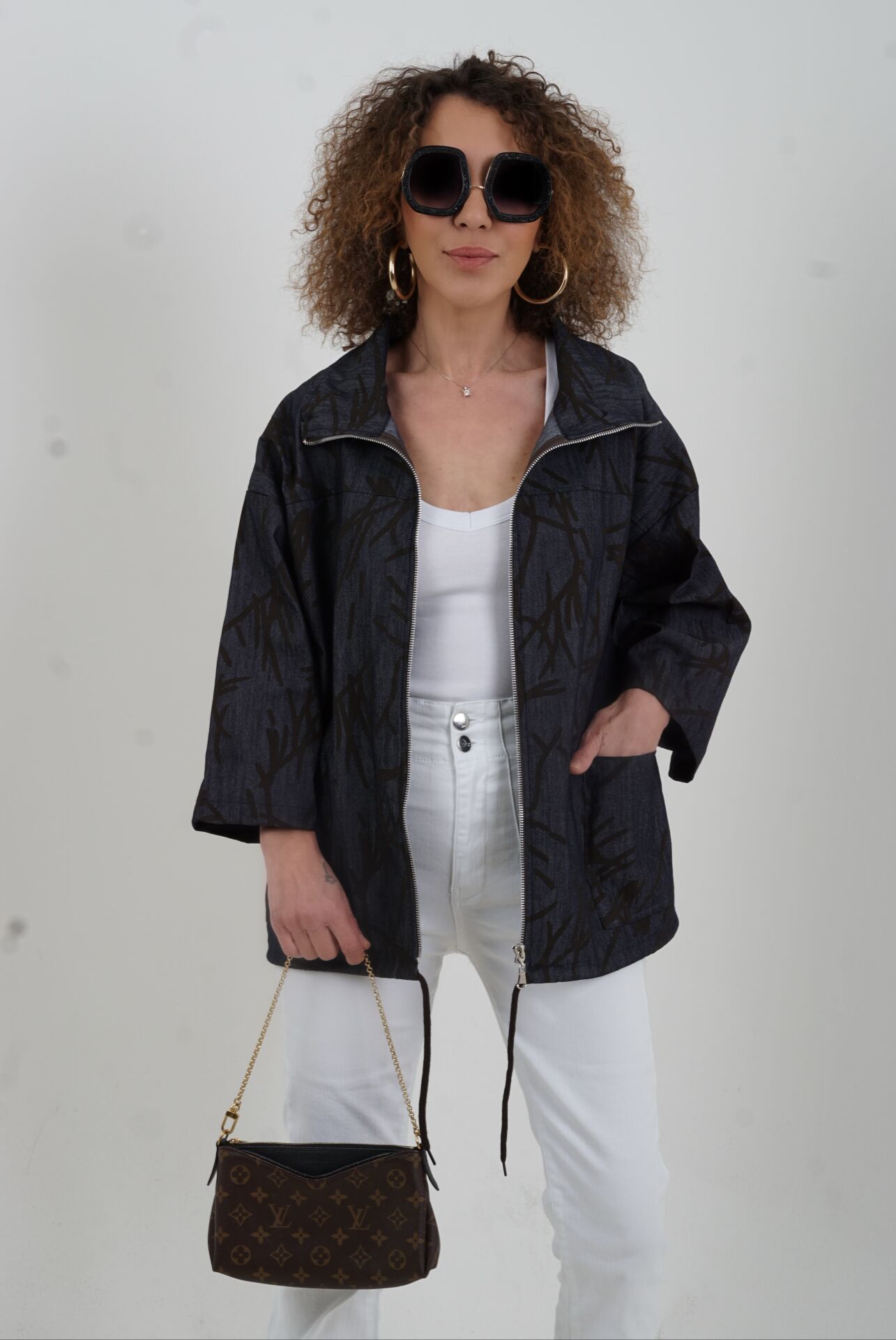 Lacivert Desenli Fermuarlı Mont