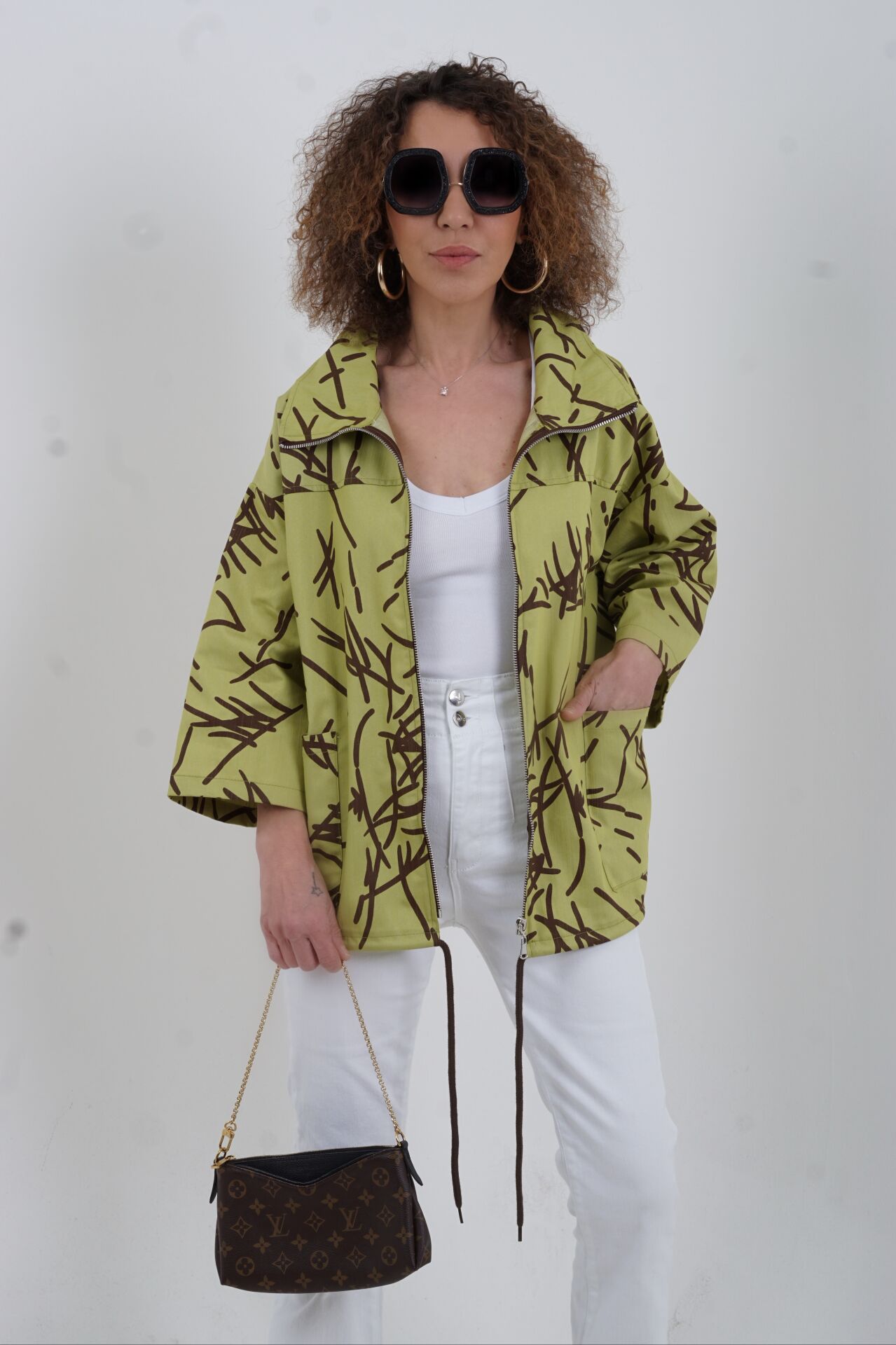 Yeşil Desenli Fermuarlı Mont