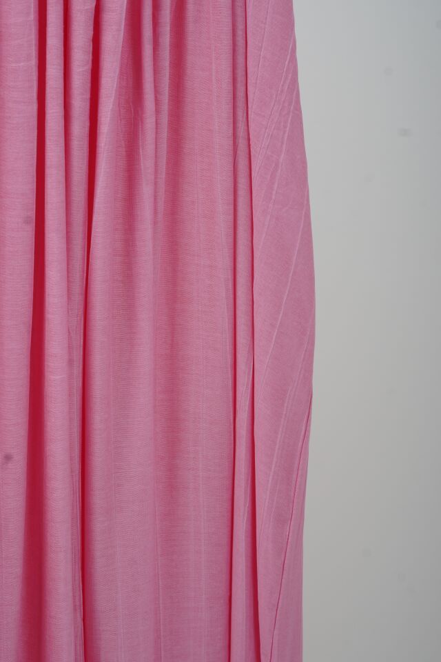 Pembe Tona Ton Çizgili Askılı Elbise