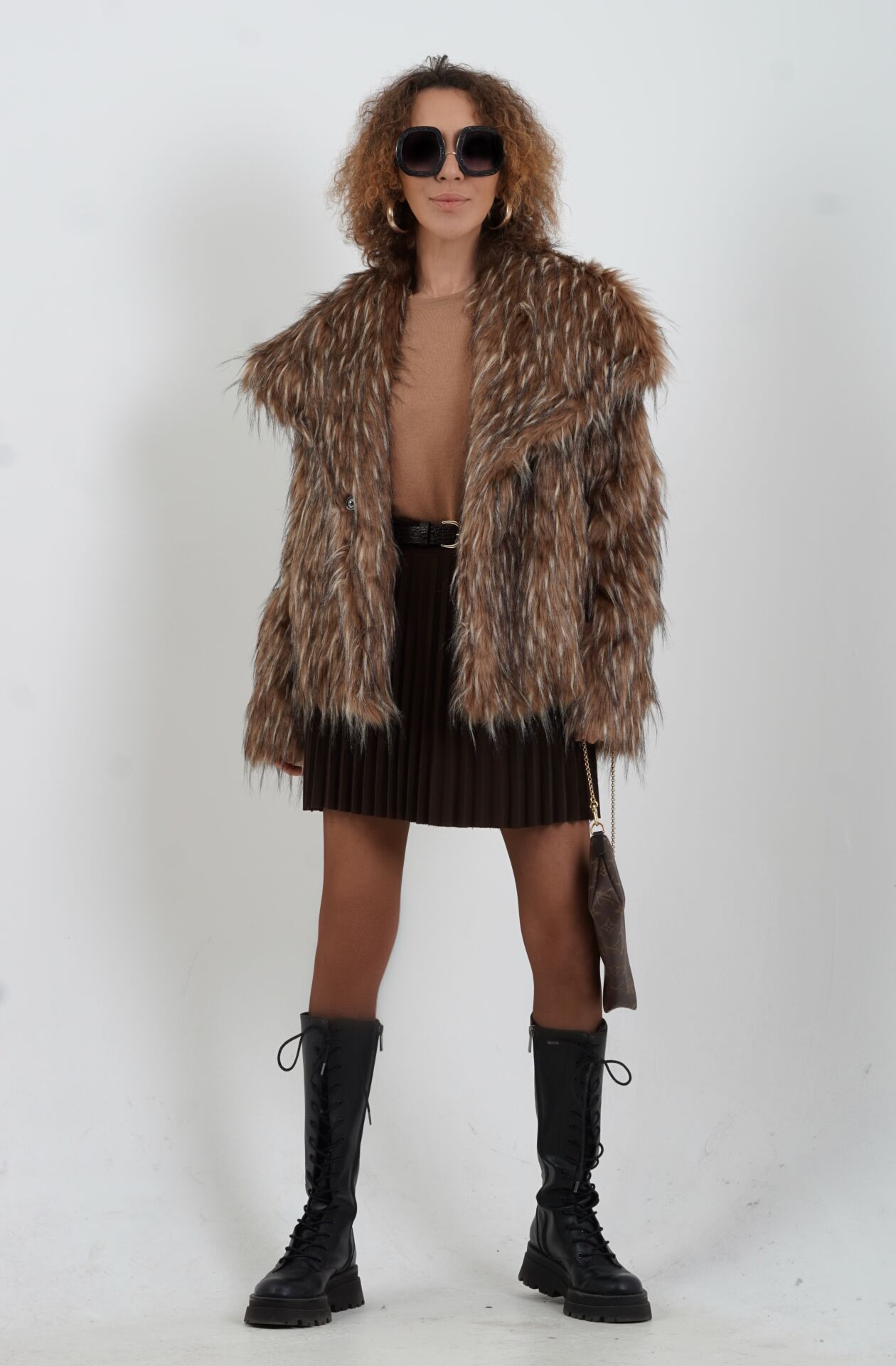 Kahve Kemerli İçi Şort Astarlı Piliseli Mini Etek