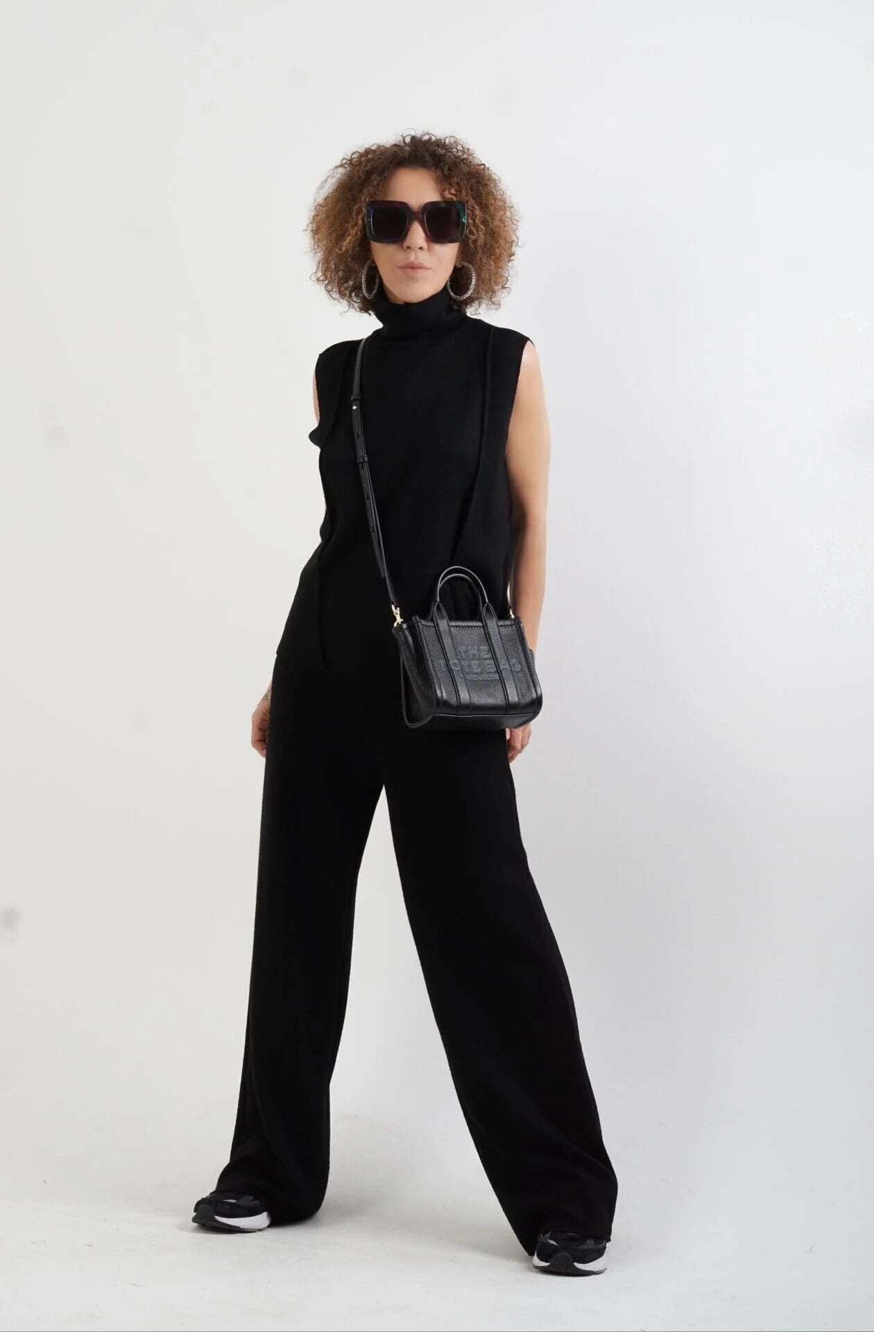 Siyah Triko Görünümlü Örme Pantolon