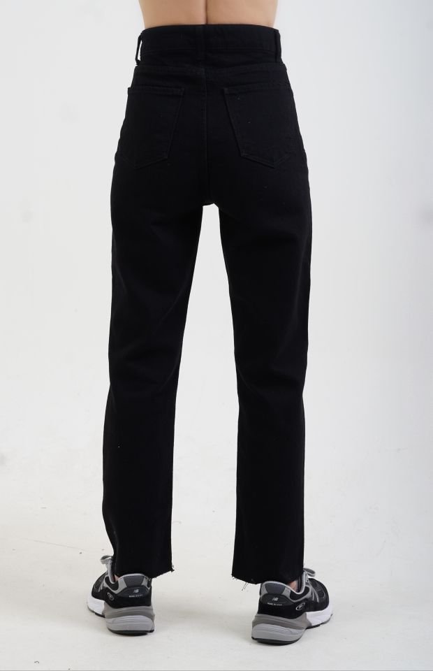 Siyah Paçası Dikişsiz Mom Fit Jean Pantolon