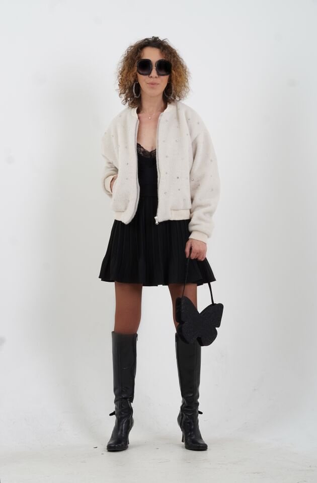 Siyah İçi Şort Astarlı Piliseli Mini Etek