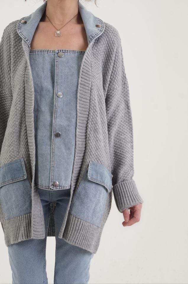 Gri Denim Detaylı Hırka