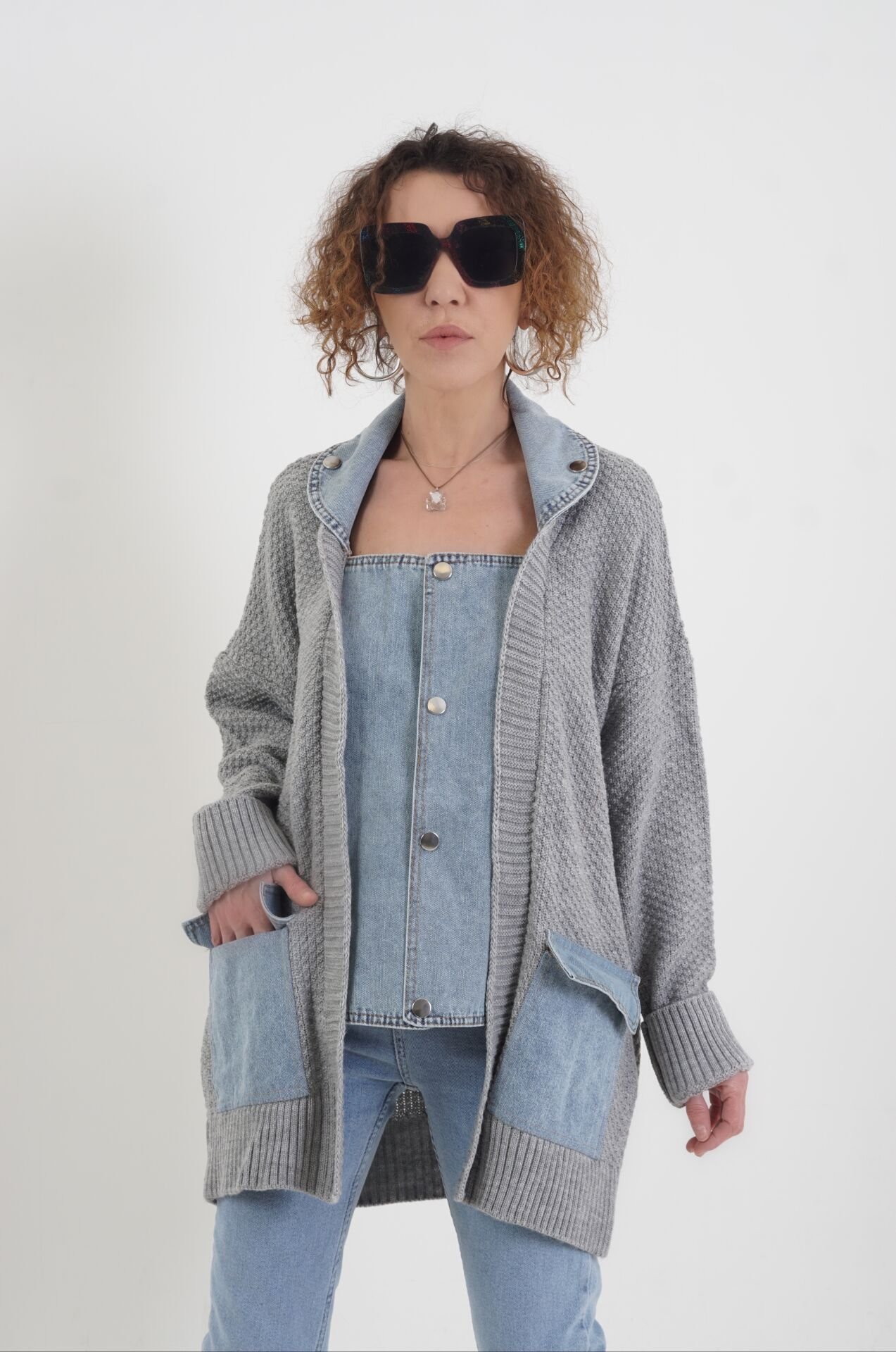 Gri Denim Detaylı Hırka