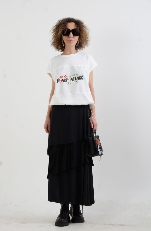 Ekru Love Baskılı Büzgülü Tshirt