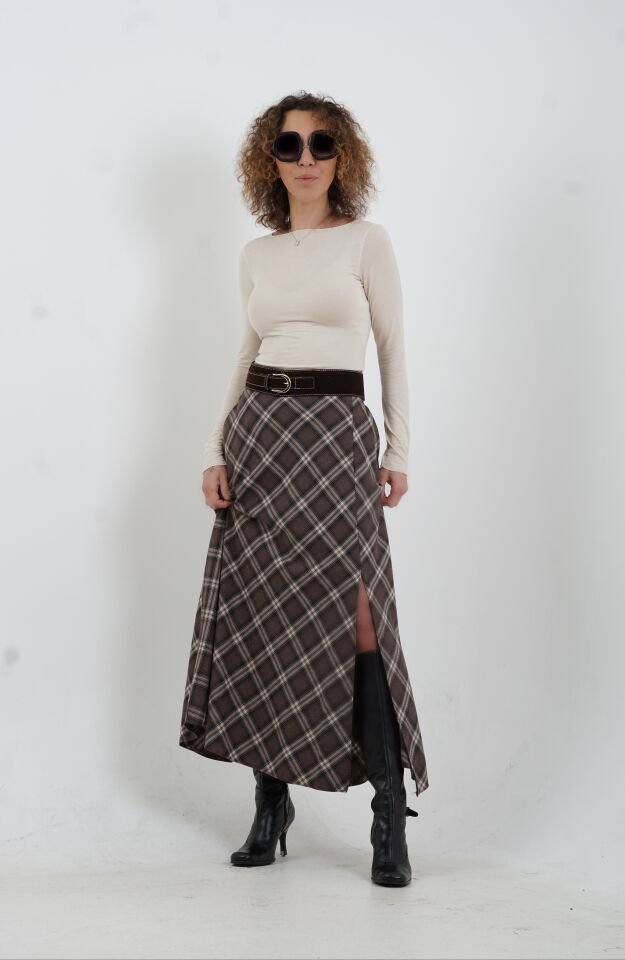 Kahve Bej Kemerli Yırtmaçlı Ekose Etek