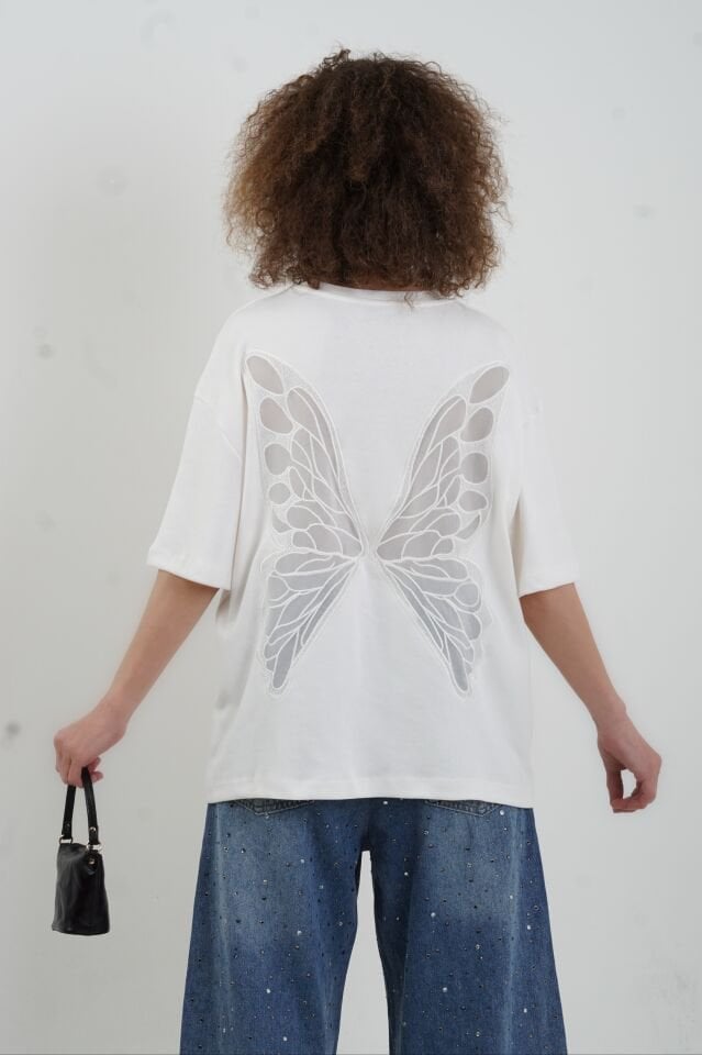 Ekru Arkası Kelebek Nakışlı Tshirt