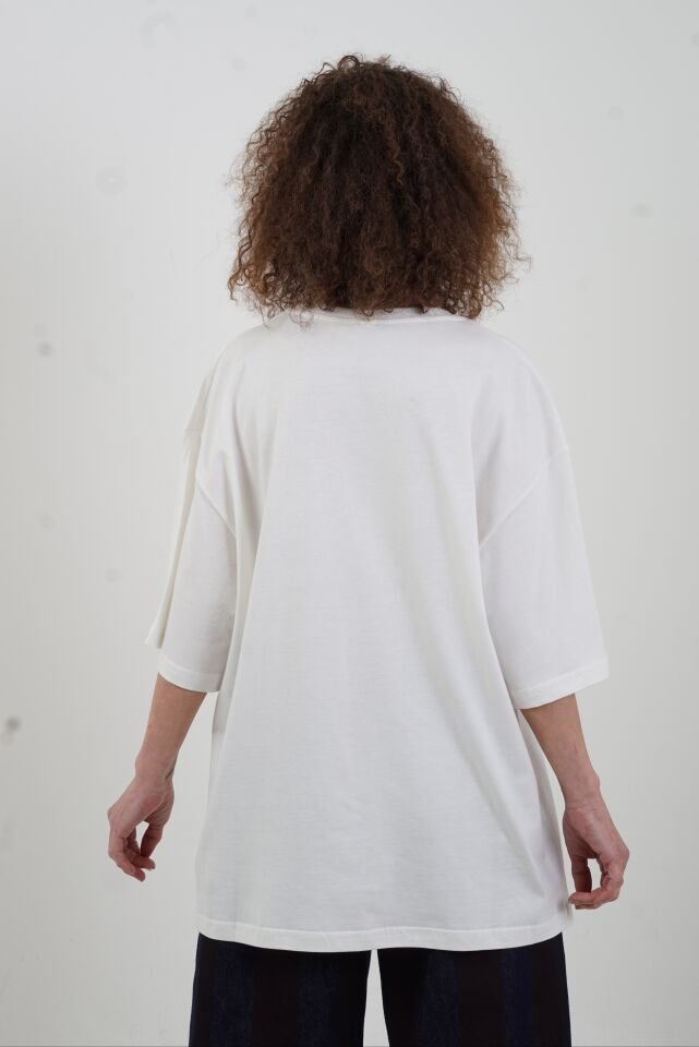 Beyaz But First Coffee Fincan Baskılı Oversize Tshirt