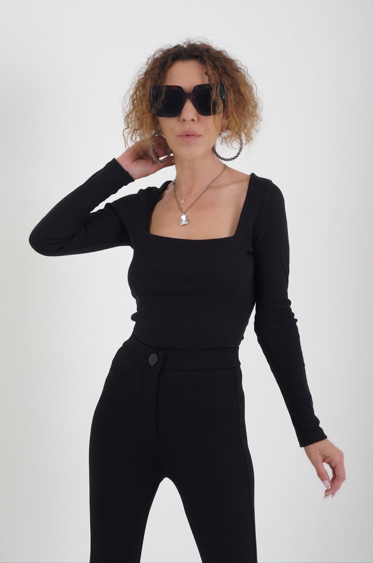 Kare Yaka Kaşkorse Bluz SİYAH - L